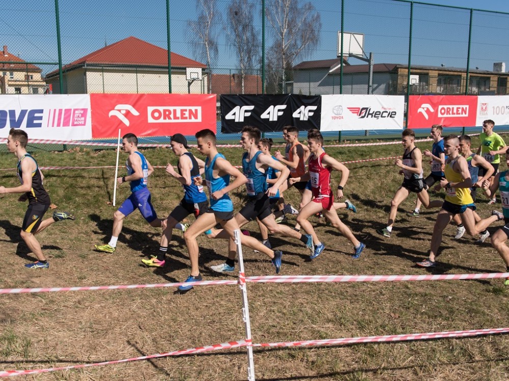 Wszystkie międzywojewódzkie mistrzostwa U16 w przełajach przeniesione na jesień