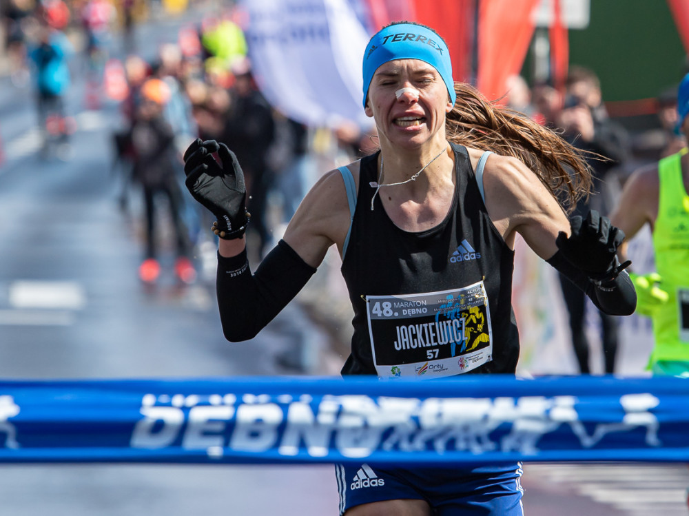 Błażej Brzeziński i Monika Jackiewicz najlepsi w mistrzostwach Polski w maratonie