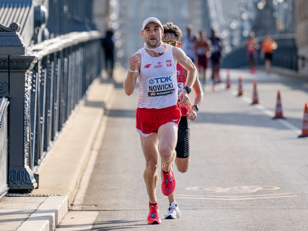 2:10:02 Adama Nowickiego w maratonie w Walencji